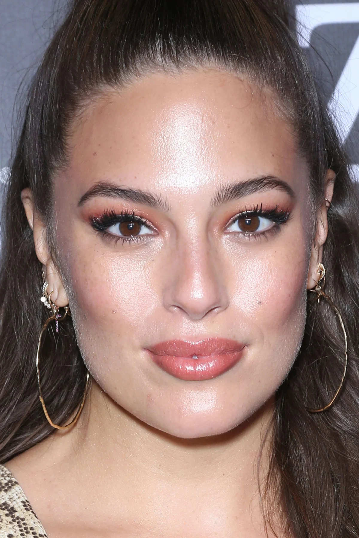 The Gold Standard of Glow: The Vitamin C Serums Celebrities Actually Swear By